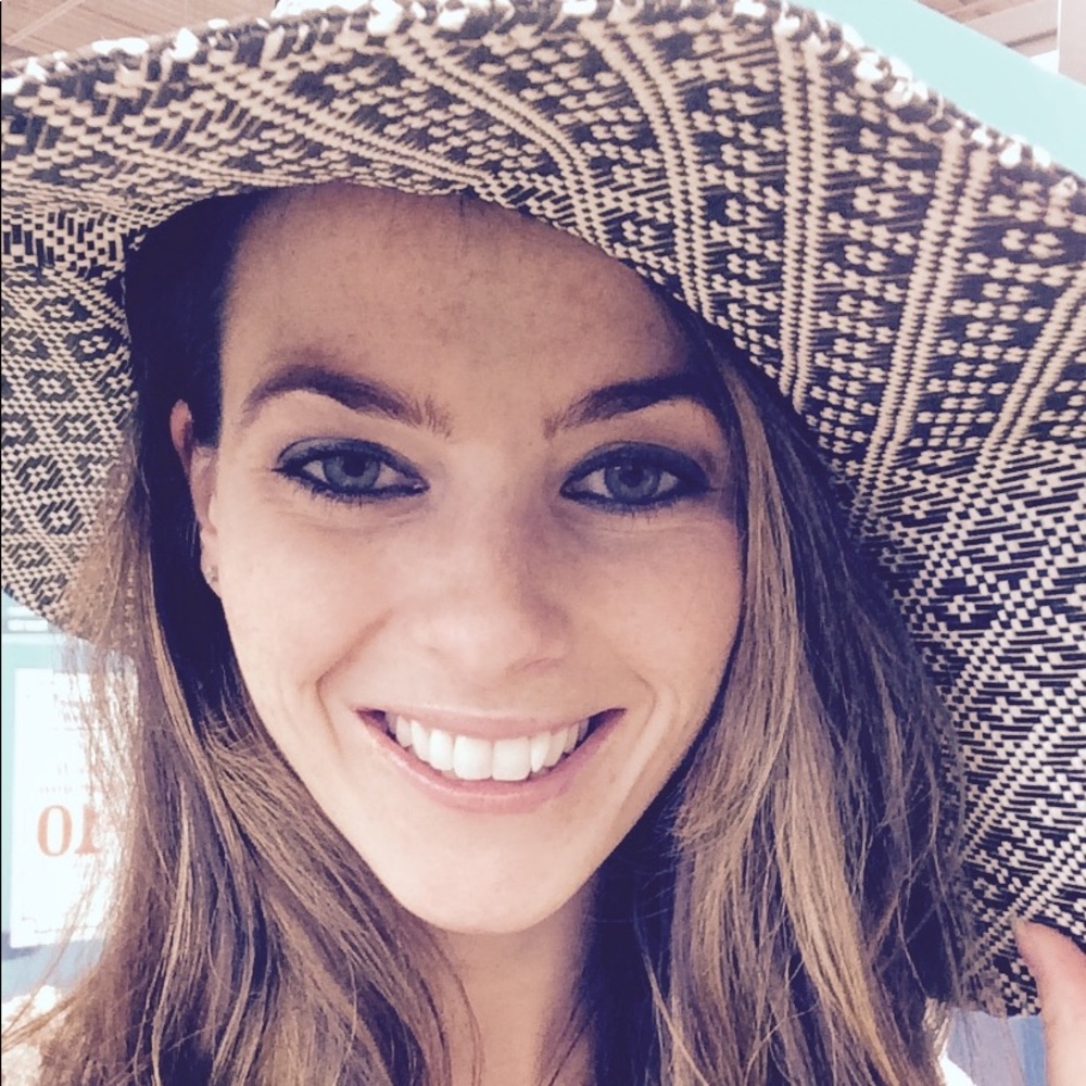 Meet your Posher, Brittany